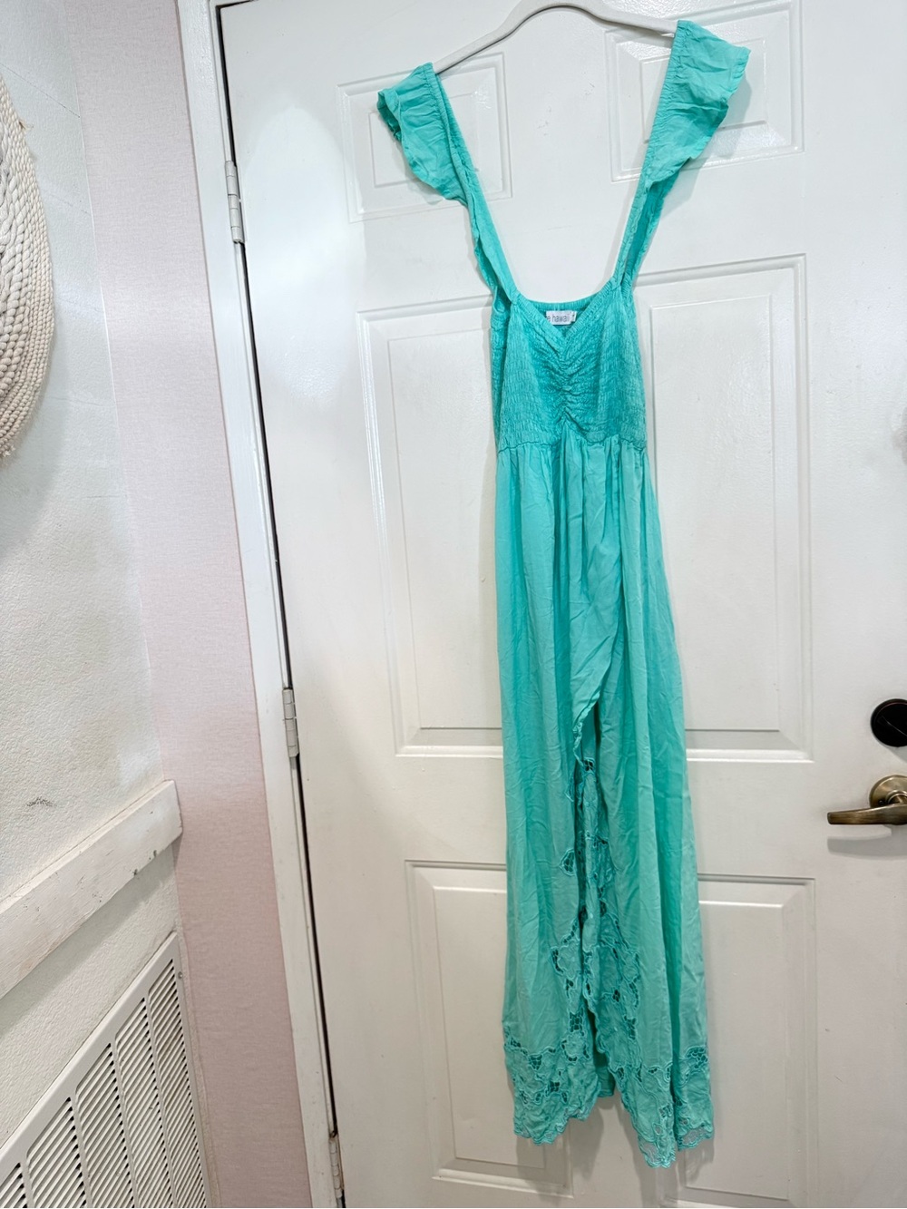 Women's Tiare Hawaii Aqua maxi dress with Lace Trim small